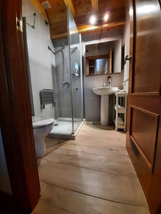 Mcastet, Casita Aranesa En El Valle De Aran Bossost Exterior photo